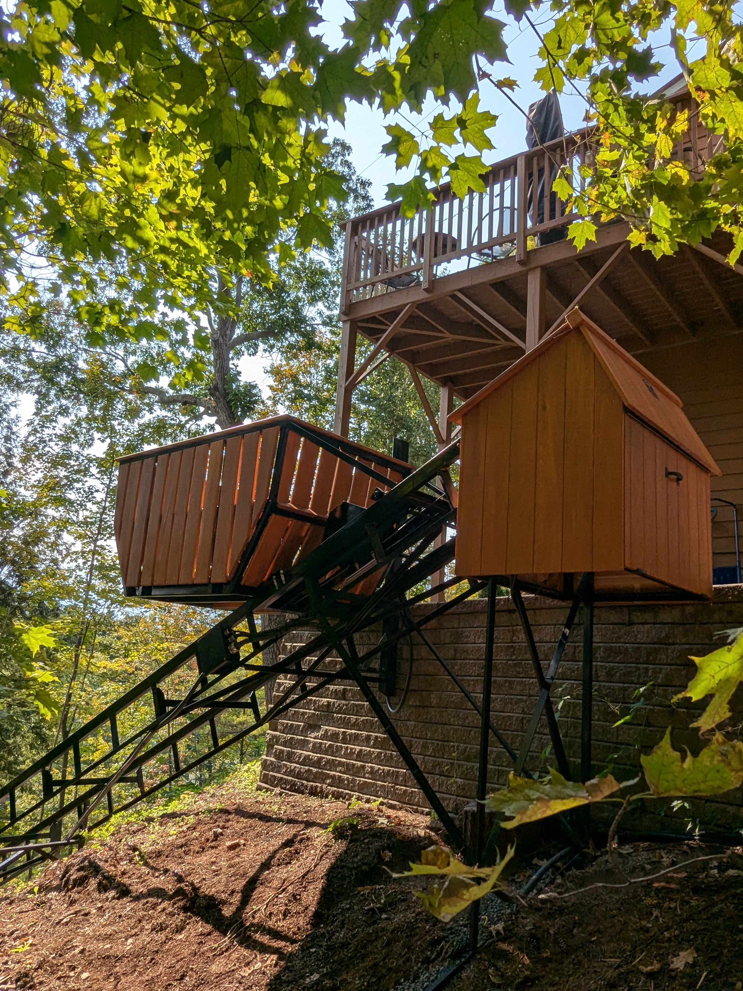 Inclined Elevation Lift 123—Leeds and the Thousand Islands, ON · 2024